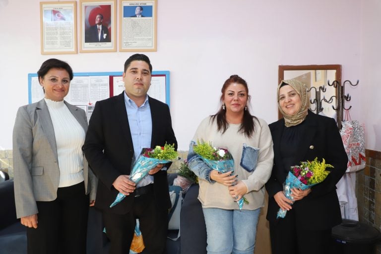 AKSU BELEDİYESİ’NDEN ÖĞRETMENLER GÜNÜ’NE ÖZEL ZİYARETLER