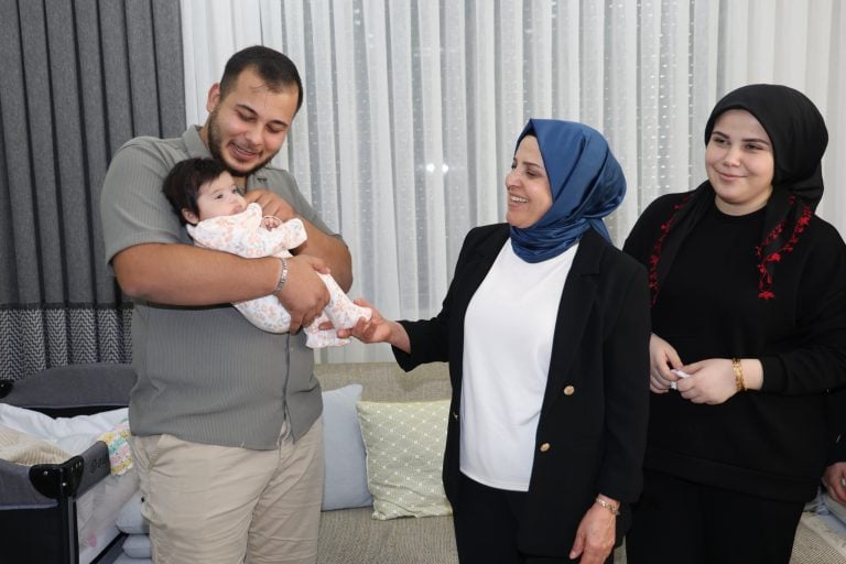 YENİ DOĞAN PROJESİYLE AİLELERİN SEVİNCİ PAYLAŞILIYOR