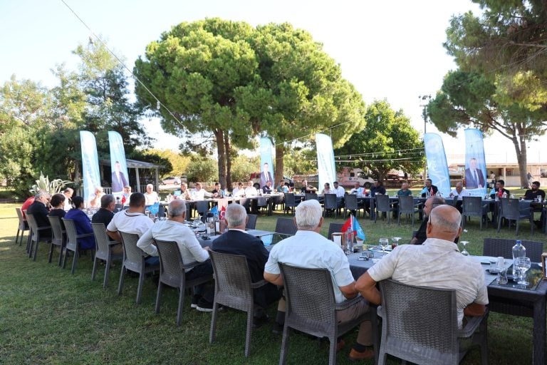 BAŞKAN YILDIRIM; “MUHTARLARIMIZ BİZİM BAŞ TACIMIZ,  A TAKIMIMIZ, EKİP ARKADAŞIMIZ”