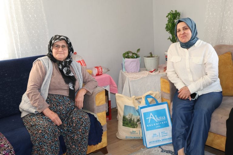 EMİNE YILDIRIM’DAN HASTA VE YAŞLI ZİYARETLERİ