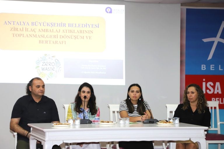 AKSU’DA ÇEVRE DOSTU ÇİFTÇİ KART PROJESİ TANITILDI