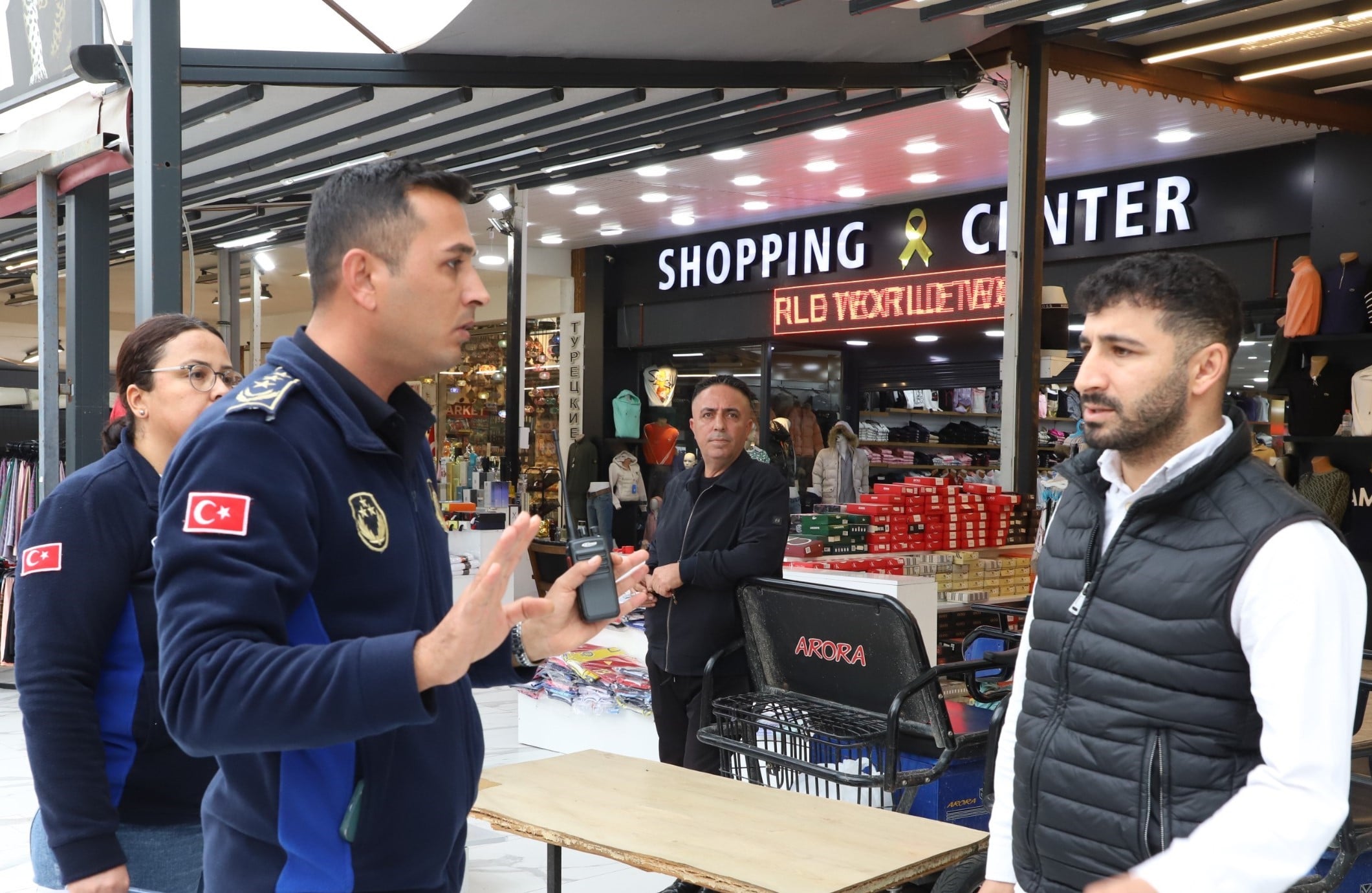 AKSU BELEDİYESİ’NDEN KALDIRIM İŞGALİNE YÖNELİK DENETİM