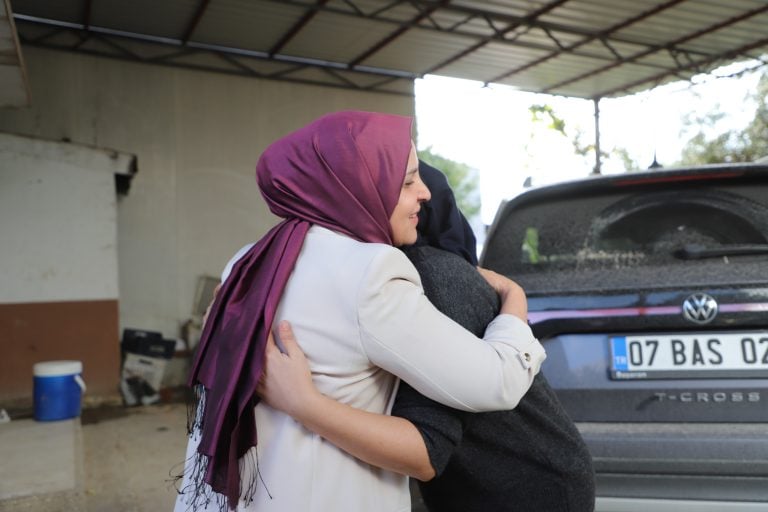 AKSU BELEDİYESİ’NDEN MİNİK KALPLERE SICAK ZİYARET