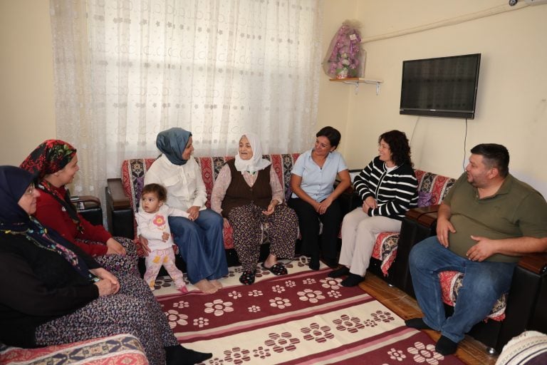 EMİNE YILDIRIM’DAN HASTA VE YAŞLI ZİYARETLERİ