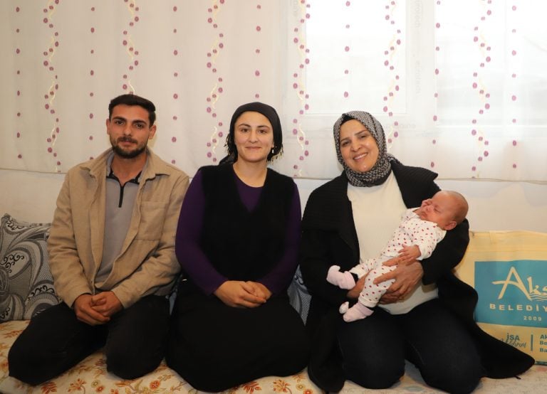 AKSU’DA GÖNÜL KÖPRÜLERİ “YENİ DOĞAN” PROJESİYLE GÜÇLENMEYE DEVAM EDİYOR