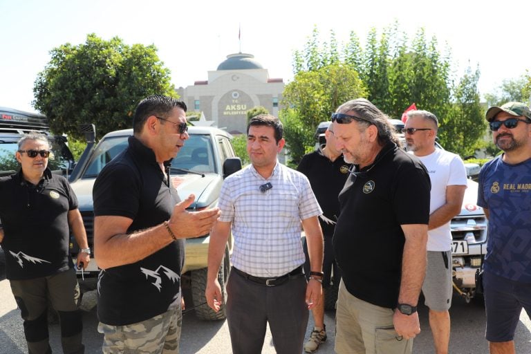 ANTALYALI YARIŞÇILAR VE KATILIMCILAR AKSU’DAN UĞURLANDI