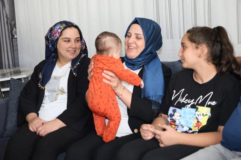 YENİ DOĞAN PROJESİYLE AİLELERİN SEVİNCİ PAYLAŞILIYOR