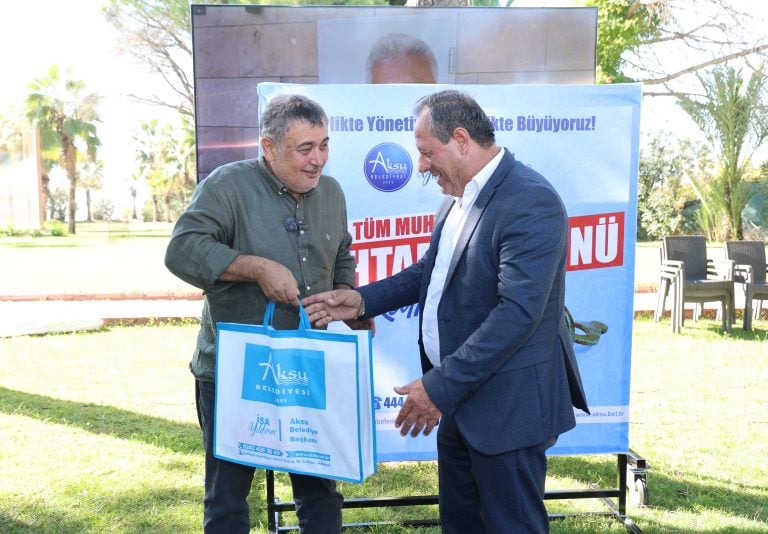 BAŞKAN YILDIRIM; “MUHTARLARIMIZ BİZİM BAŞ TACIMIZ, A TAKIMIMIZ, EKİP ARKADAŞIMIZ”