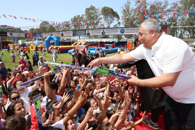 AKSU’DA BAYRAM COŞKUSU