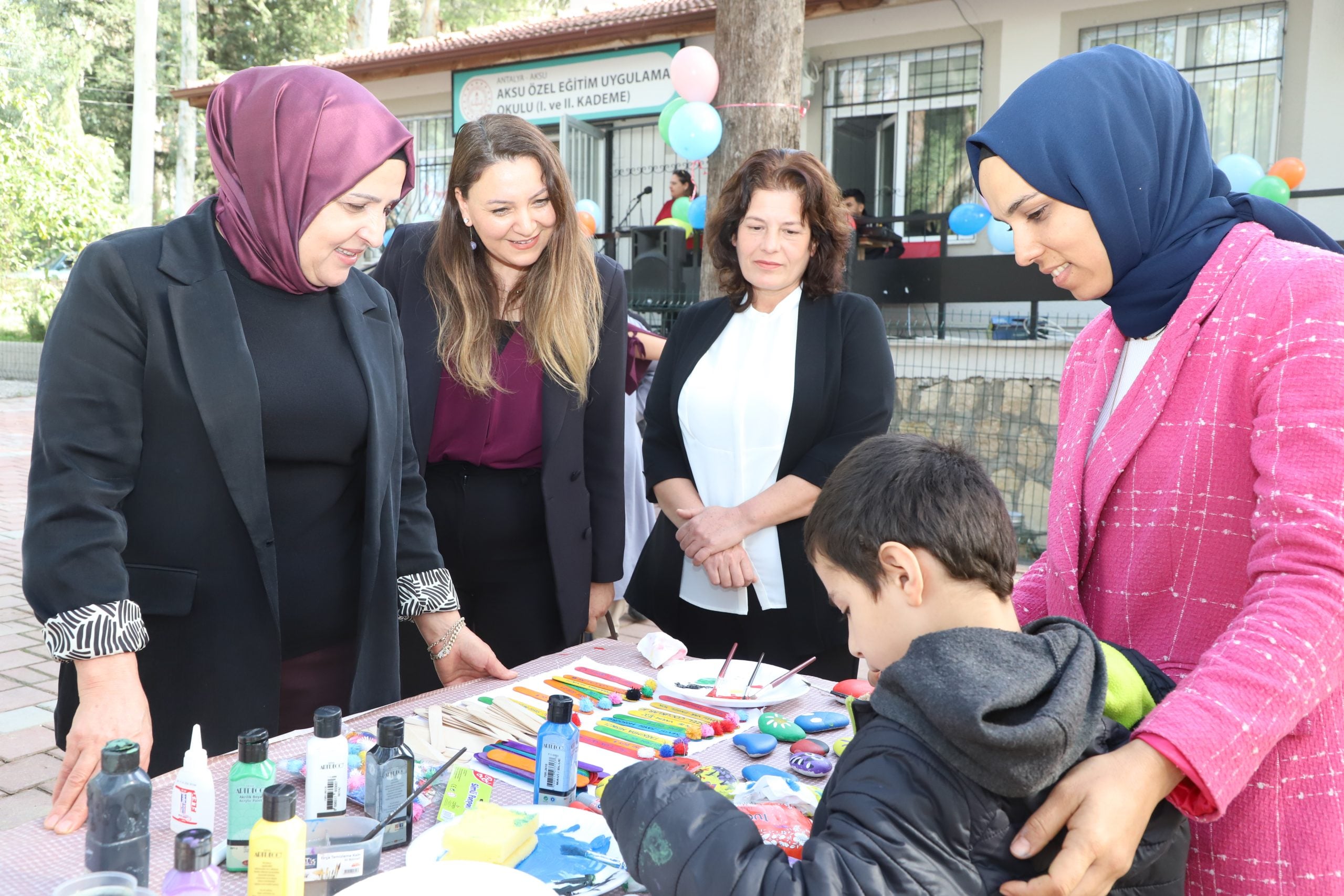 AKSU’DA ENGELLER SEVGİYLE AŞILDI