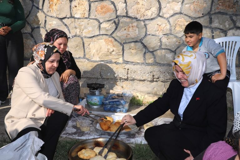 AKSU’DA COĞRAFİ İŞARETLİ ÜRÜNLER YERLİ MALI HAFTASI’NDA TANITILDI