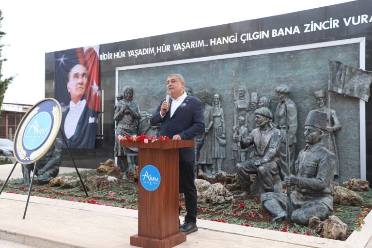BAŞKAN YILDIRIM; “ATATÜRK’Ü ANLAMAK SEVGİYLE BAŞLAR; ONUN YOLUNDA YÜRÜMEK, OKUMAK VE ÜRETMEKLE DEVAM EDER”