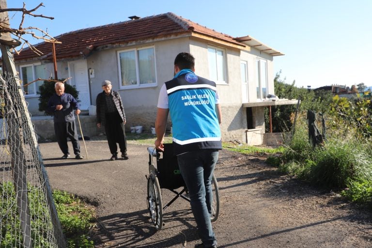 AKSU BELEDİYESİ’NDEN KAYADİBİ’NDE SAĞLIK TARAMASI