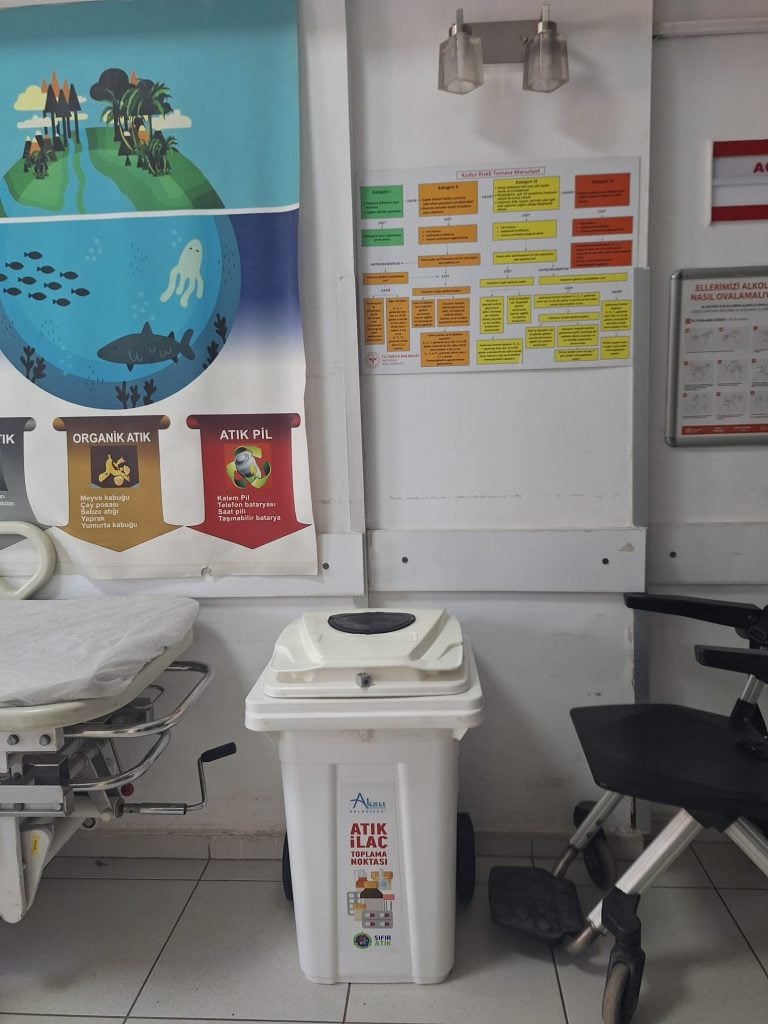 AKSU BELEDİYESİNDEN ÇEVRE VE İNSAN SAĞLIĞINA DUYARLI HİZMET