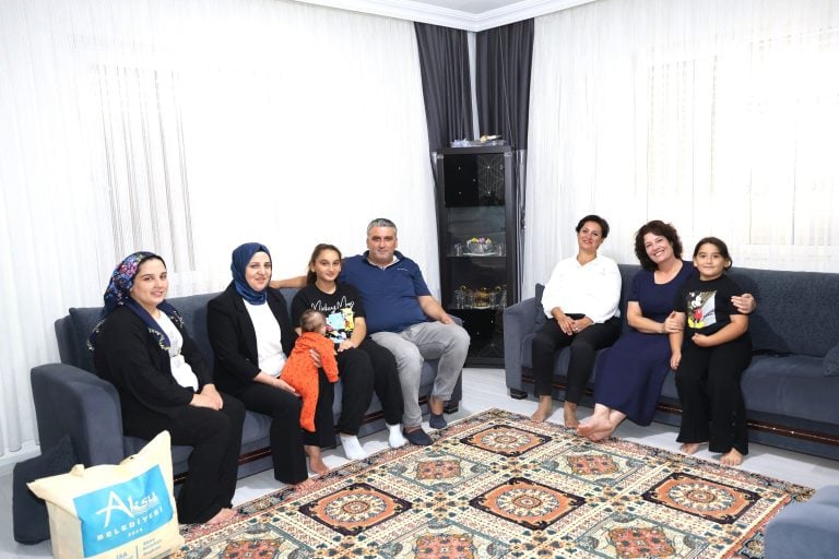 YENİ DOĞAN PROJESİYLE AİLELERİN SEVİNCİ PAYLAŞILIYOR