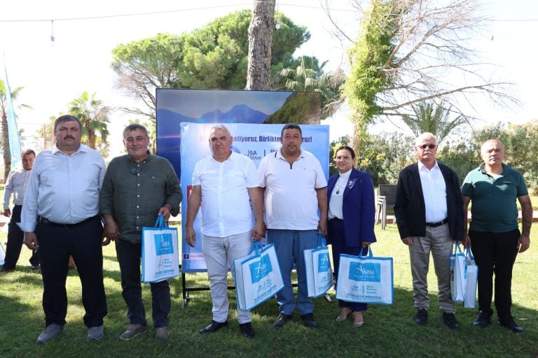 BAŞKAN YILDIRIM; “MUHTARLARIMIZ BİZİM BAŞ TACIMIZ,  A TAKIMIMIZ, EKİP ARKADAŞIMIZ”