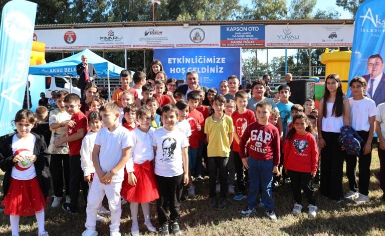 AKSU’DA 29 EKİM CUMHURİYET BAYRAMI COŞKUYLA KUTLANDI