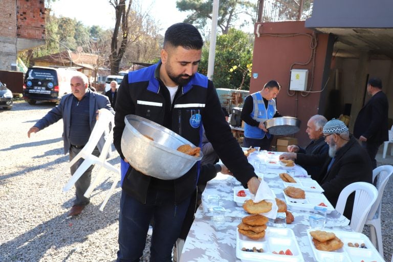 AKSU BELEDİYESİ’NDEN KURUL AİLESİNE TAZİYE ZİYARETİ