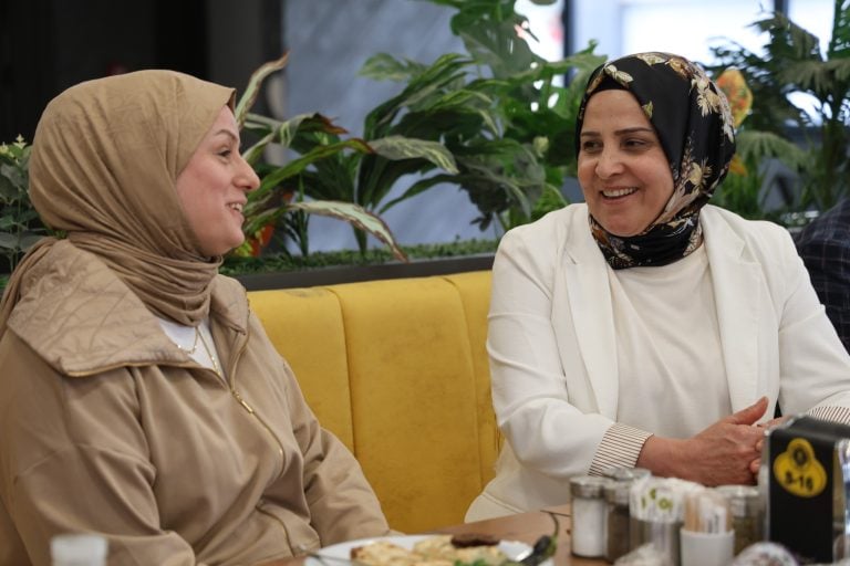 AKSU BELEDİYESİ, KONYA’DAN GELEN ÖĞRETMENLERİ AĞIRLADI