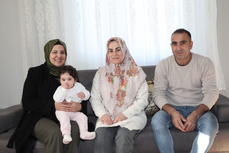 AKSU’DA GÖNÜL KÖPRÜLERİ “YENİ DOĞAN” PROJESİYLE GÜÇLENMEYE DEVAM EDİYOR