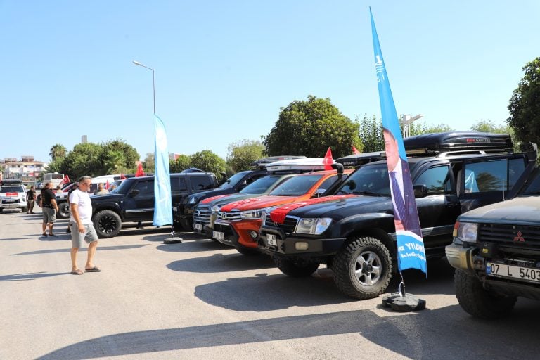 ANTALYALI YARIŞÇILAR VE KATILIMCILAR AKSU’DAN UĞURLANDI