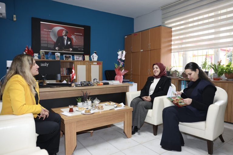 AKSU’DAN DÜNYA SAHNESİNE: EĞİTİMİN NOBEL’İNDE BİR TÜRK KADINI AYSEL ŞENER