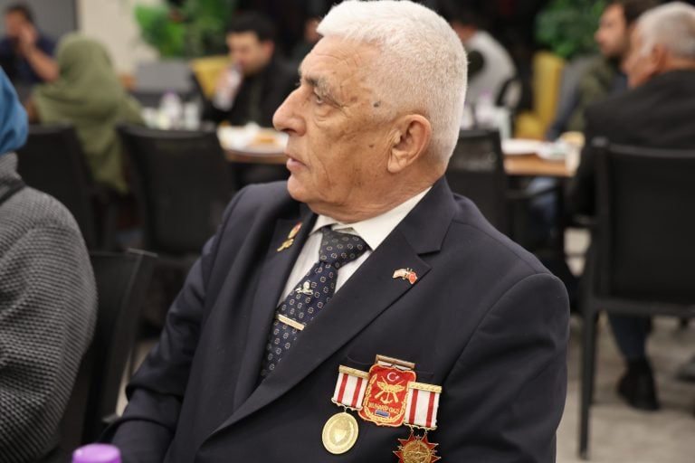 AKSU BELEDİYESİ’NDEN ŞEHİT VE GAZİ YAKINLARINA RAMAZAN’IN İLK GÜNÜNDE VEFA SOFRASI