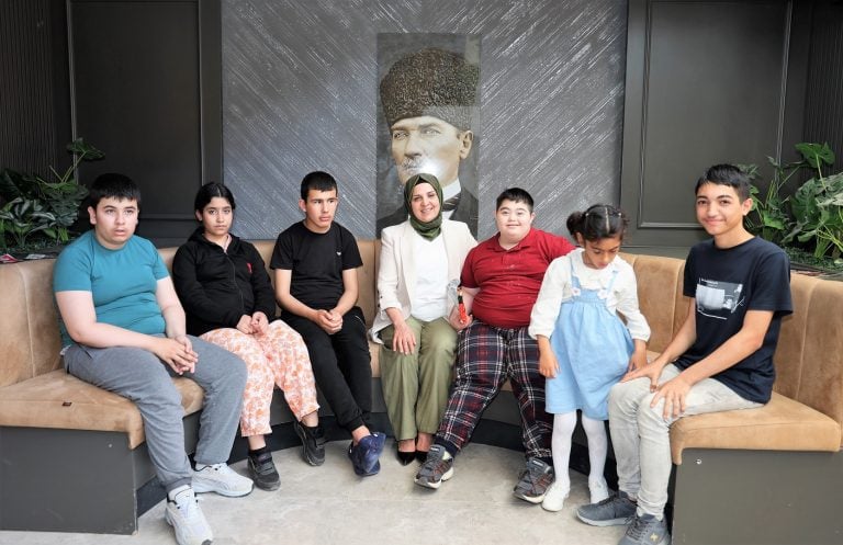 AKSU’DA ENGELLİ BİREYLER UNUTULMADI