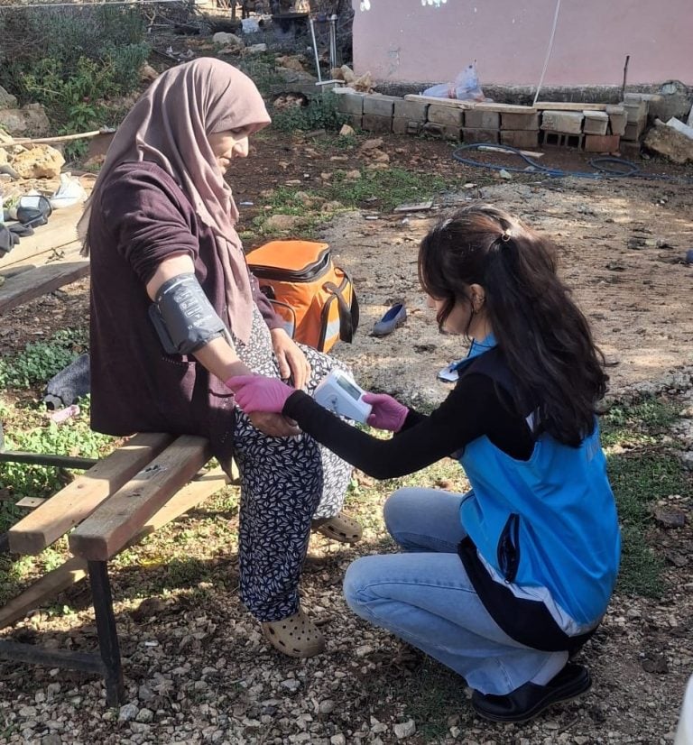 AKSU BELEDİYESİ 35 MAHALLEDE SAĞLIK TARAMASI GERÇEKLEŞTİRİYOR