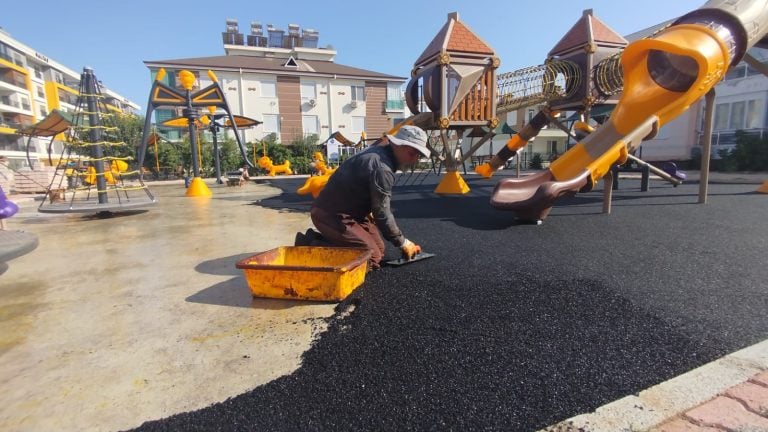 AKSU’YA YENİ PARK ALANLARI KAZANDIRILIYOR