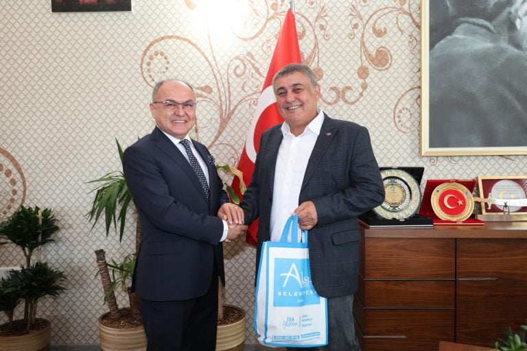 İSPANYA VE POLONYA ÖĞRENCİLERİ AKSU’DA SIFIR ATIK PROJESİNİ İNCELEDİ