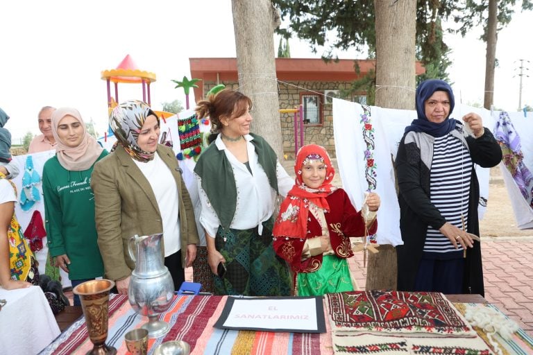 AKSU’DA MİLLİ KÜLTÜR SEVGİSİ TEMALI SERGİ BÜYÜK İLGİ GÖRDÜ