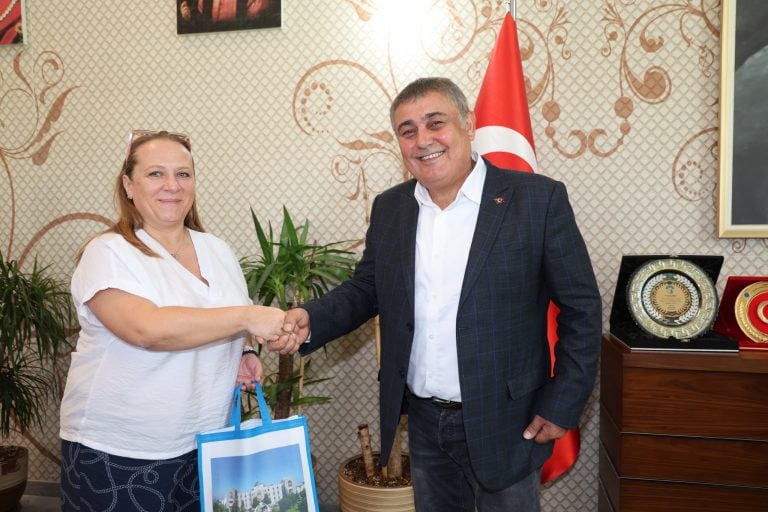 İSPANYA VE POLONYA ÖĞRENCİLERİ AKSU’DA SIFIR ATIK PROJESİNİ İNCELEDİ