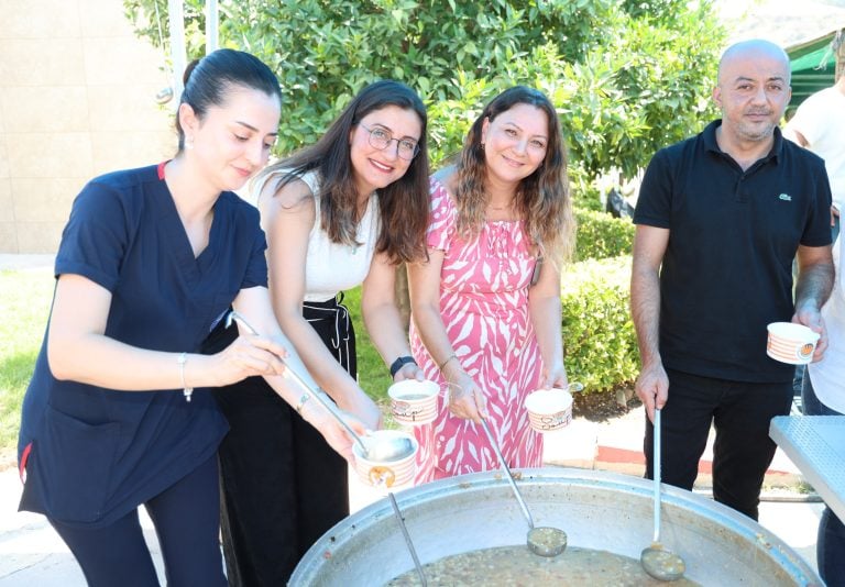 AKSU BELEDİYESİNDEN AŞURE İKRAMI