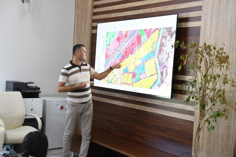 BAŞKAN YILDIRIM, YENİ İMAR YOLLARI GÜZELYURT MAHALLESİ’NİN GELECEĞİNİ ŞEKİLLENDİRECEK