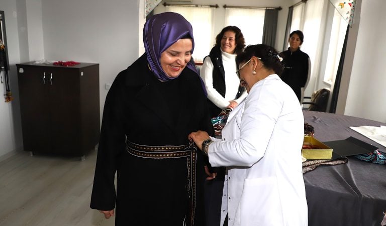 EMİNE YILDIRIM’DAN ANTALYA OLGUNLAŞMA ENSTİTÜSÜ’NE ZİYARET