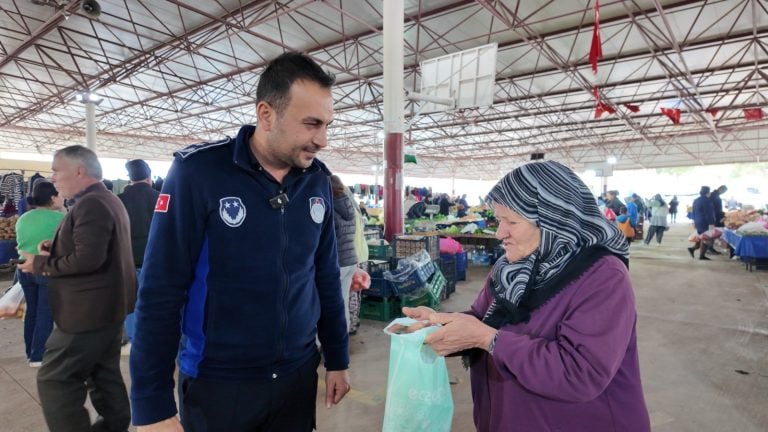 AKSU’DA GÜVENLİ ALIŞVERİŞ İÇİN PAZAR YERLERİNDE KONTROL TERAZİSİ UYGULAMASI BAŞLADI