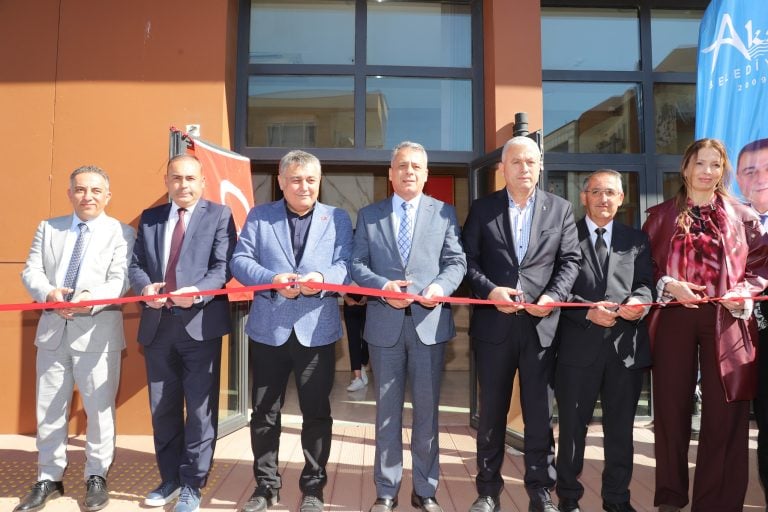 AKSU BELEDİYESİ ETÜT MERKEZİ HİZMETE AÇILDI