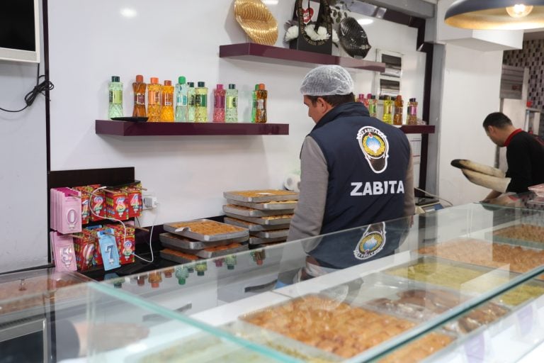 AKSU ZABITA EKİPLERİNDEN BAYRAM ÖNCESİ GIDA DENETİMİ