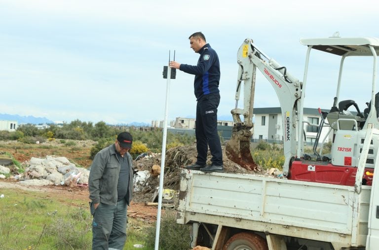 AKSU’DA KAÇAK DÖKÜME KARŞI FOTOKAPANLI DENETİM SÜRECİ BAŞLADI