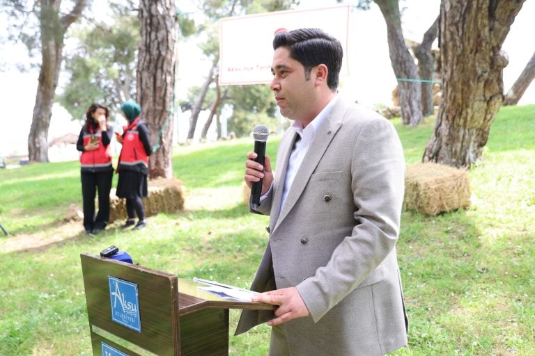 AKSU’DA SÜRÜ YÖNETİMİ EĞİTİMİNİ TAMAMLAYAN 47 KURSİYERE SERTİFİKALARI VERİLDİ