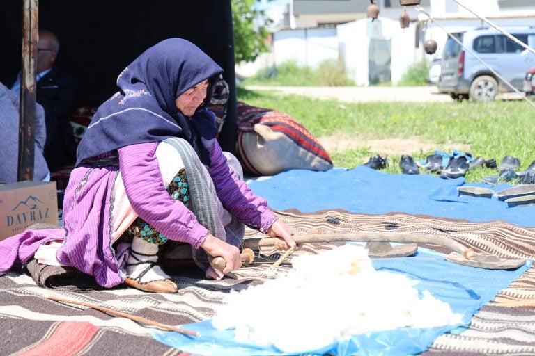 AKSU’DA YÖRÜK KÜLTÜRÜ GELECEĞE TAŞINIYOR: GÜZELYURT’TA ANLAMLI BULUŞMA