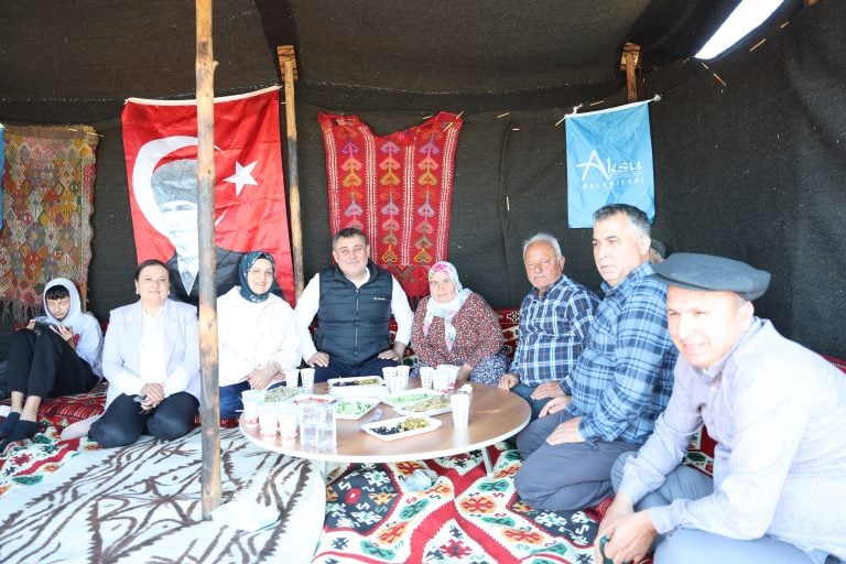 AKSU’DA YÖRÜK KÜLTÜRÜ GELECEĞE TAŞINIYOR: GÜZELYURT’TA ANLAMLI BULUŞMA