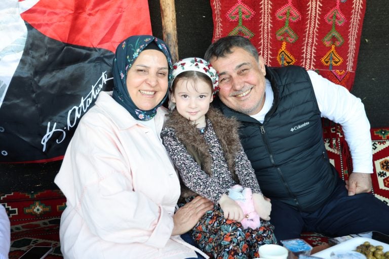 AKSU’DA YÖRÜK KÜLTÜRÜ GELECEĞE TAŞINIYOR: GÜZELYURT’TA ANLAMLI BULUŞMA