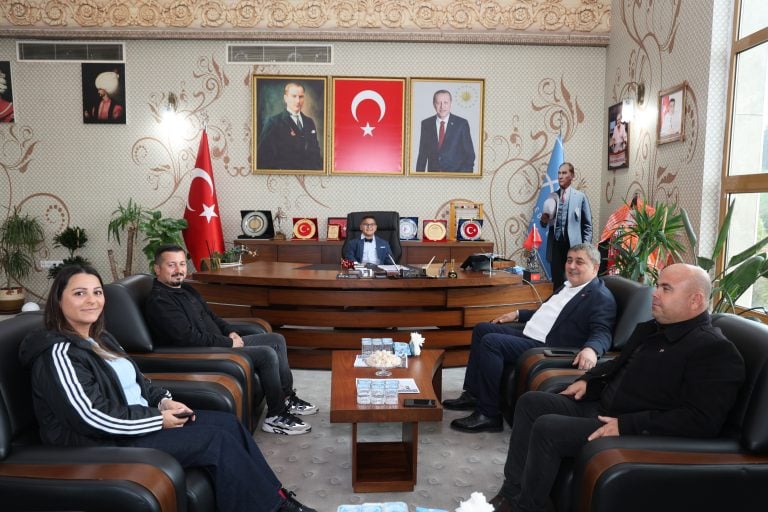 BAŞKAN YILDIRIM 23 NİSAN’DA KOLTUĞUNU TEMSİLİ BAŞKANLARA DEVRETTİ