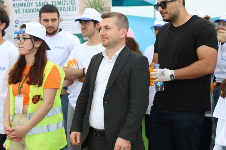 KUMKÖY SAHİLİNDE “BİR SAHİL, BİN YAŞAM” İÇİN ORTAK HAREKET