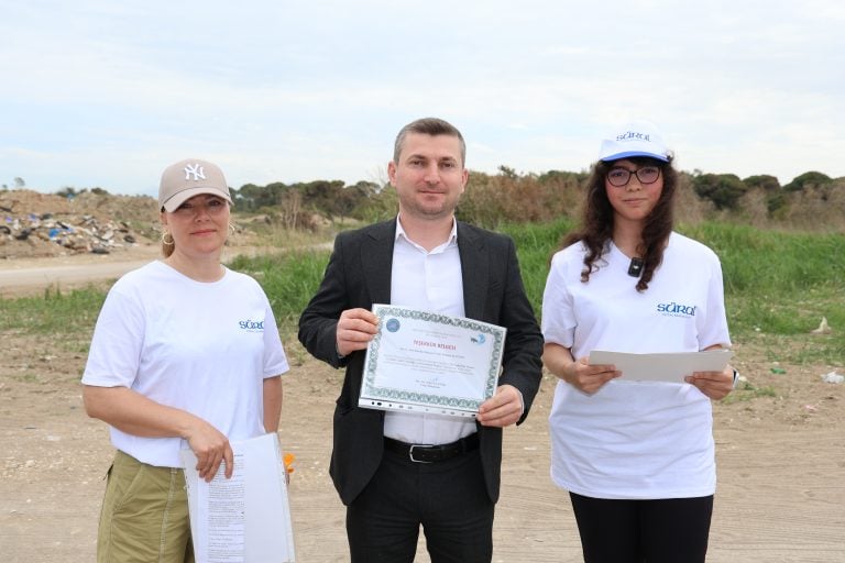 KUMKÖY SAHİLİNDE “BİR SAHİL, BİN YAŞAM” İÇİN ORTAK HAREKET