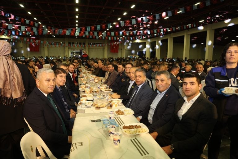 İFTAR YEMEĞİ PROGRAMI