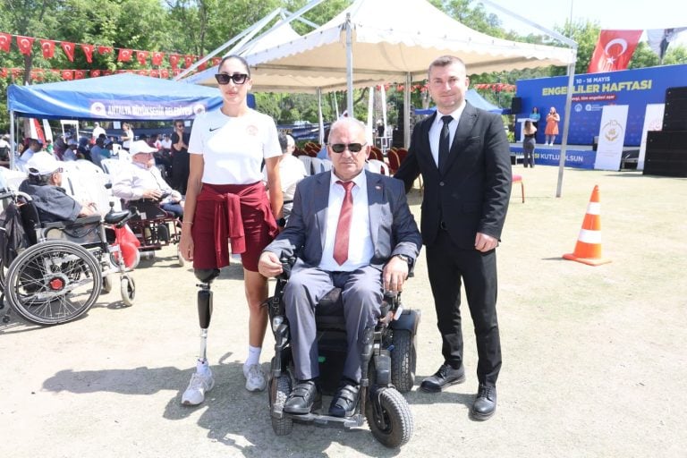 AKSU BELEDİYESİ’NE ERİŞİLEBİLİRLİK ÖDÜLÜ