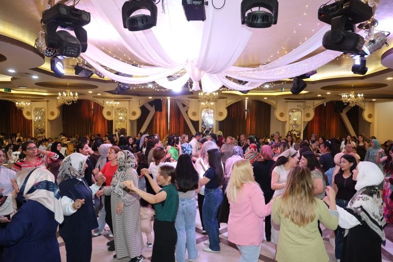 ANNELER GÜNÜ ETKİNLİĞİ